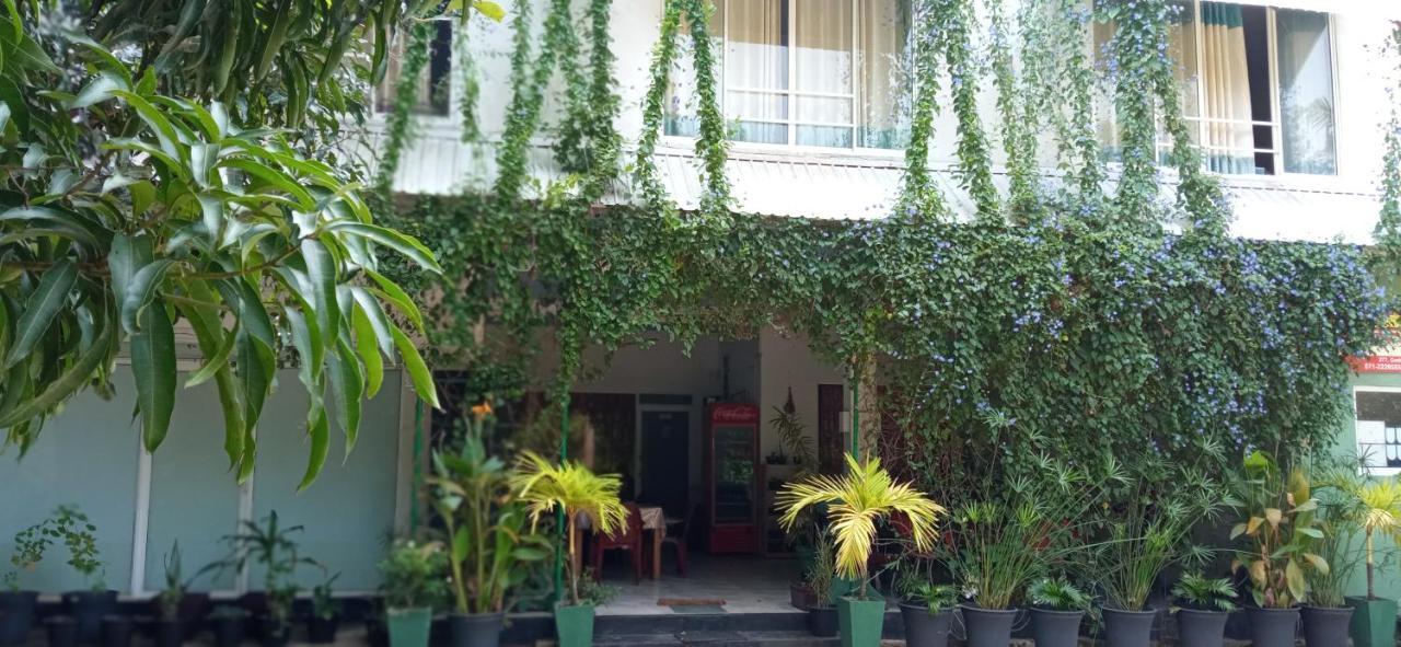 Bevary City Hotel Anuradhapura Exterior photo