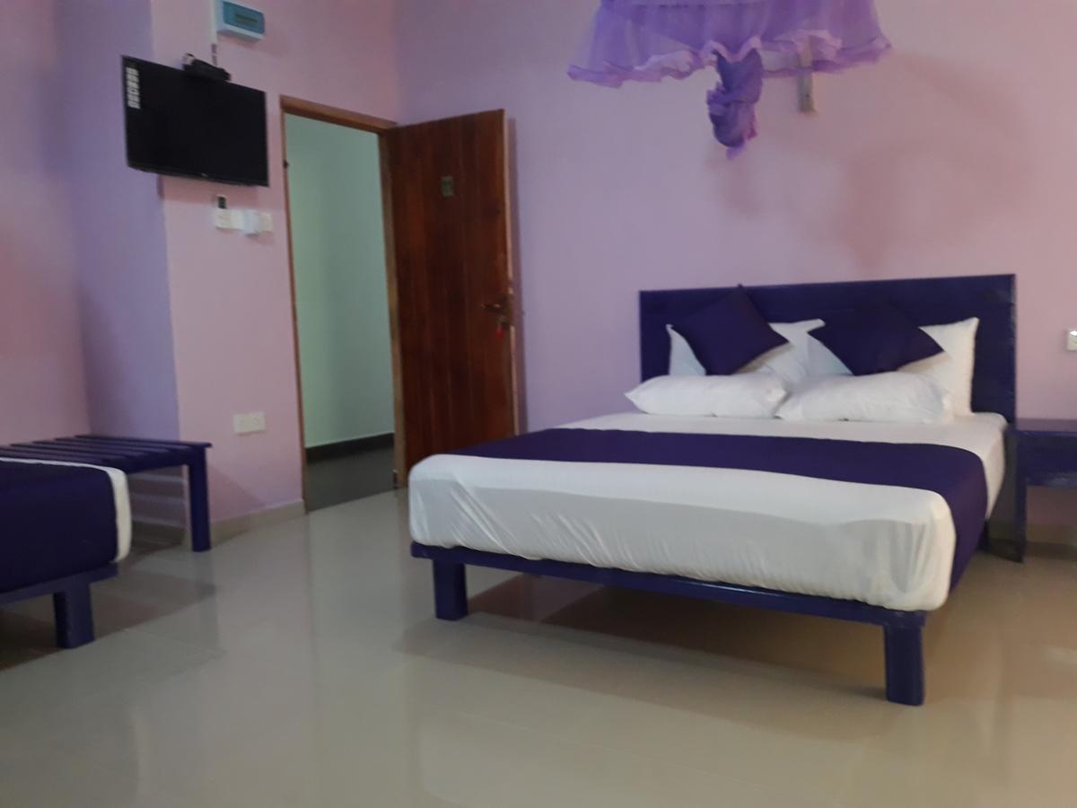 Bevary City Hotel Anuradhapura Exterior photo